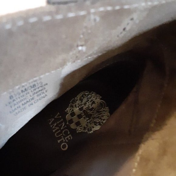 Vince Camuto distressed leather booties /rivets - Picture 5 of 10